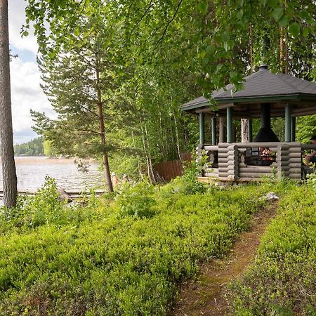 Kujanpaeae | Paajoen Vuokramoekit Hotel Himos Exterior photo